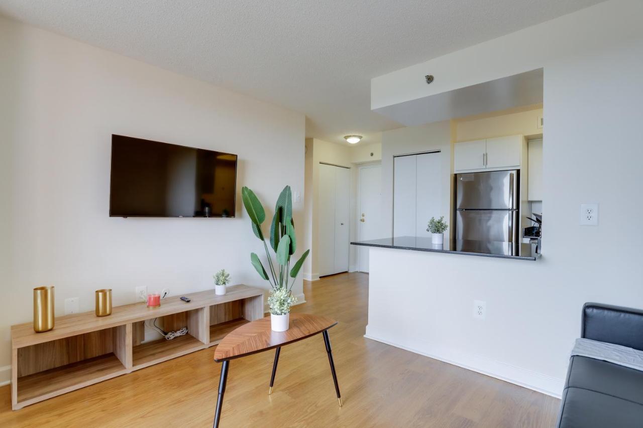Stylish And Charming Apartment In Pentagon City 알링턴 외부 사진