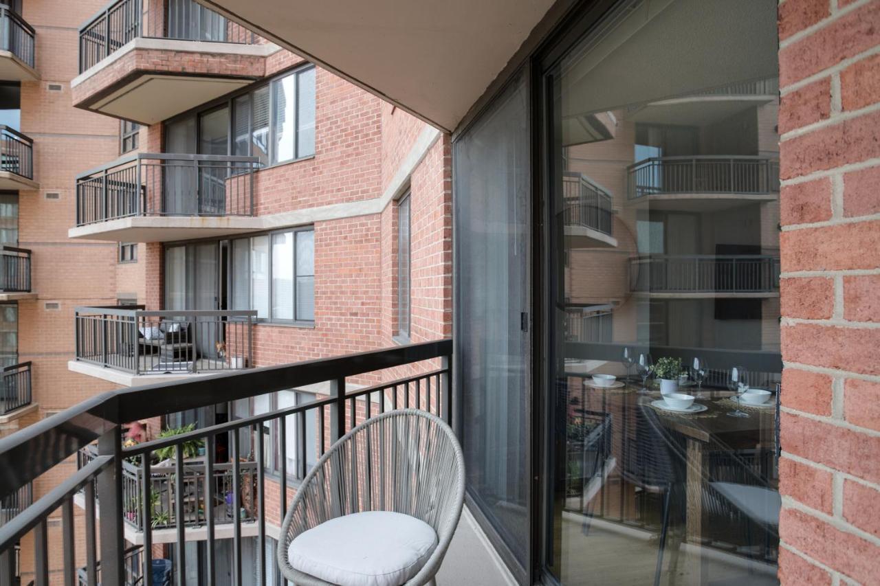 Stylish And Charming Apartment In Pentagon City 알링턴 외부 사진